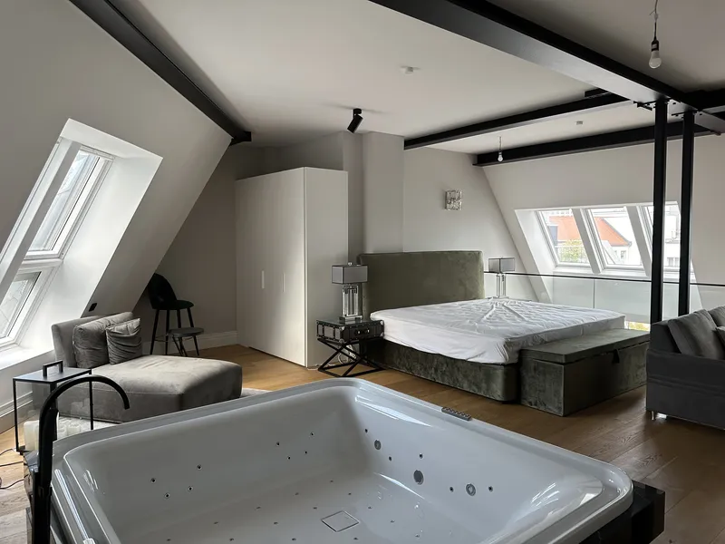 2 Etagen Penthouse mit Jacuzzi Berlin Tiergarten — photo 1
